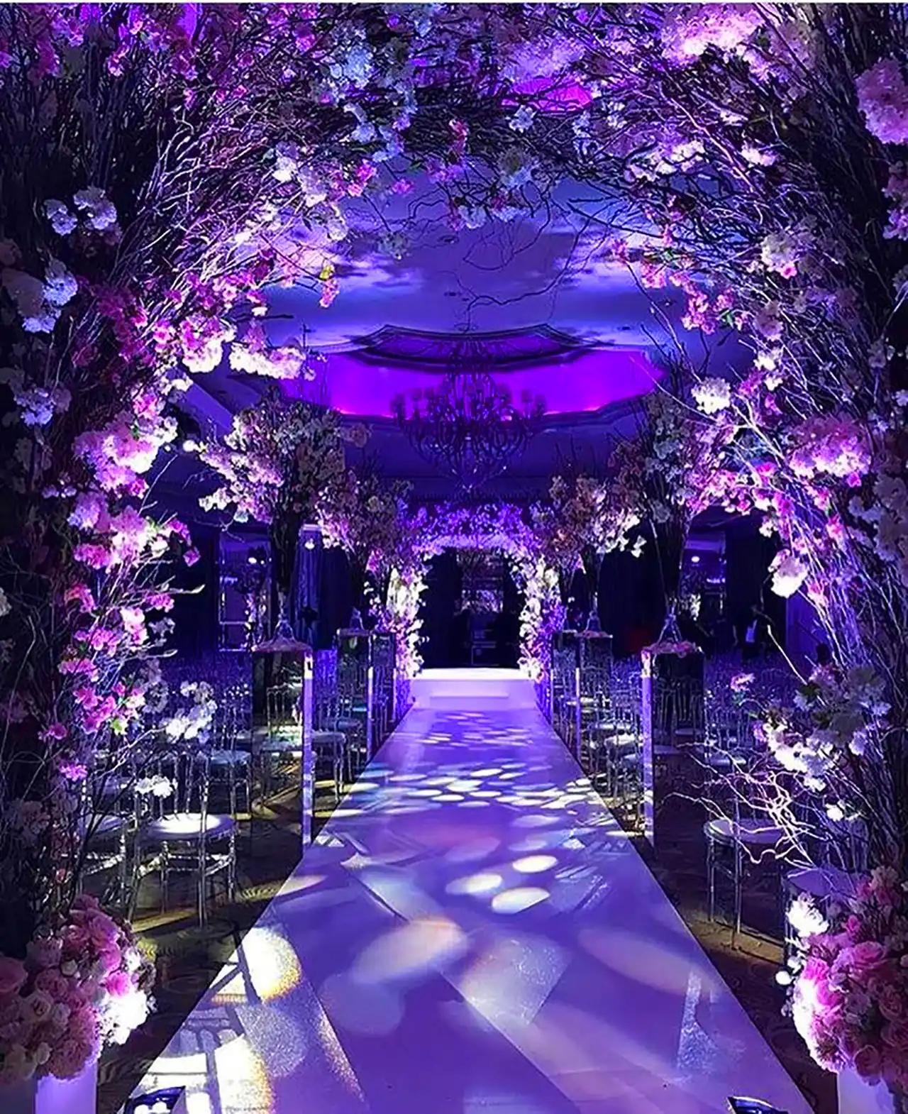 طاق گل برای مراسم عروسی