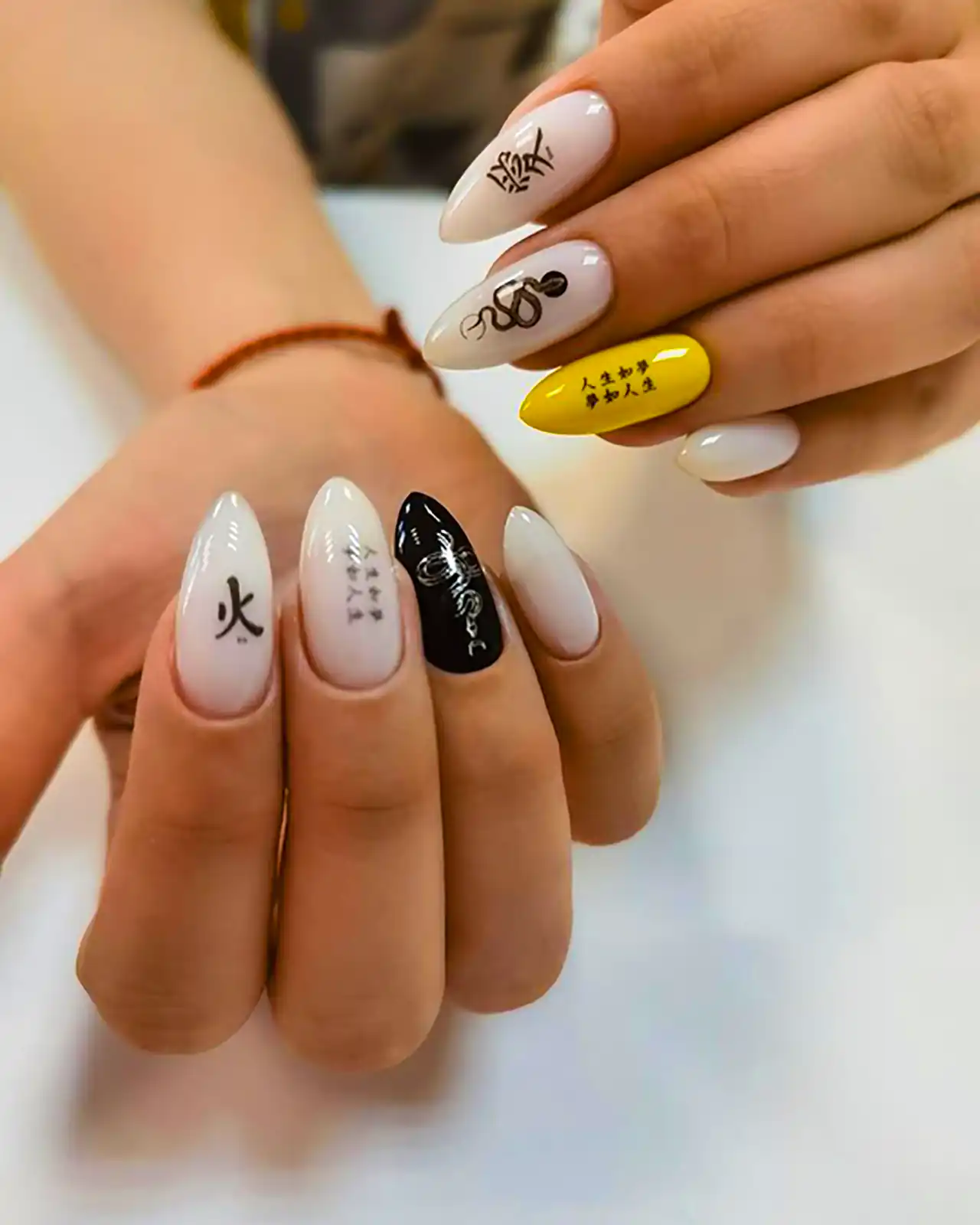 طراحی ناخن ترندی شیک 