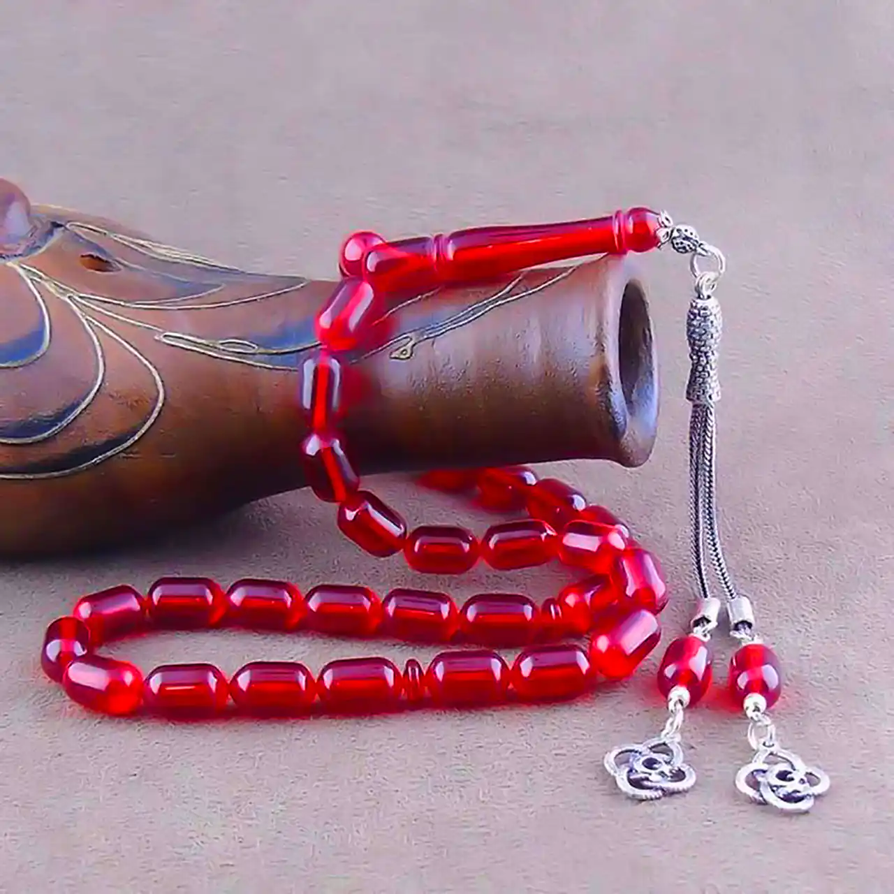 تسبیح سنگی کهربائی