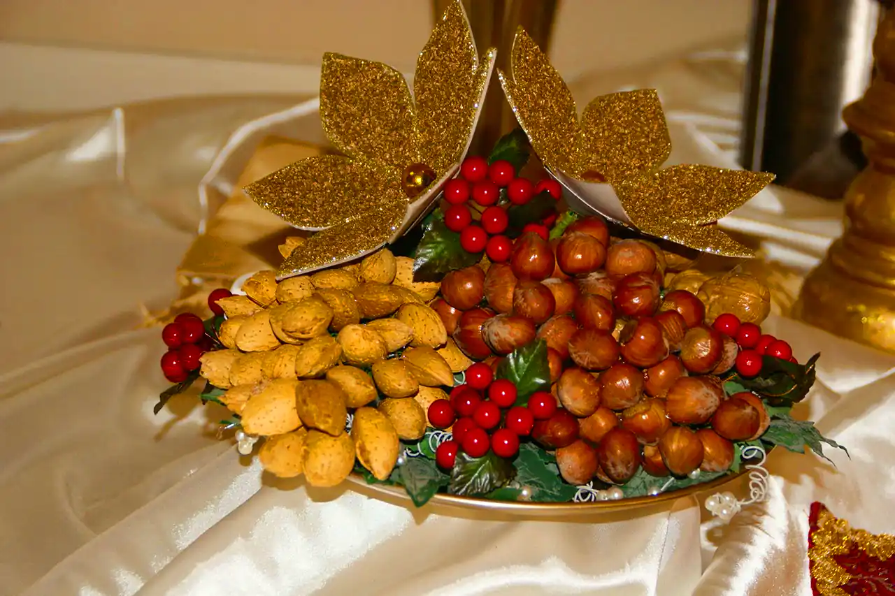 تزئینات شیک سفره عقد