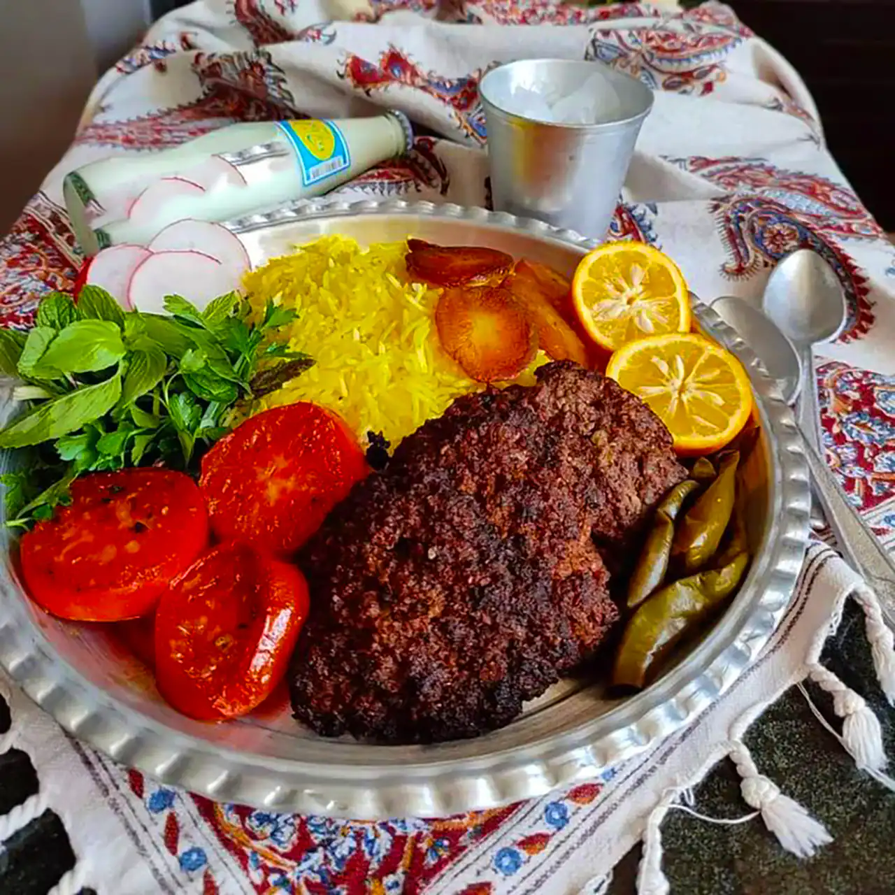 تزیین شامی کباب خونگی