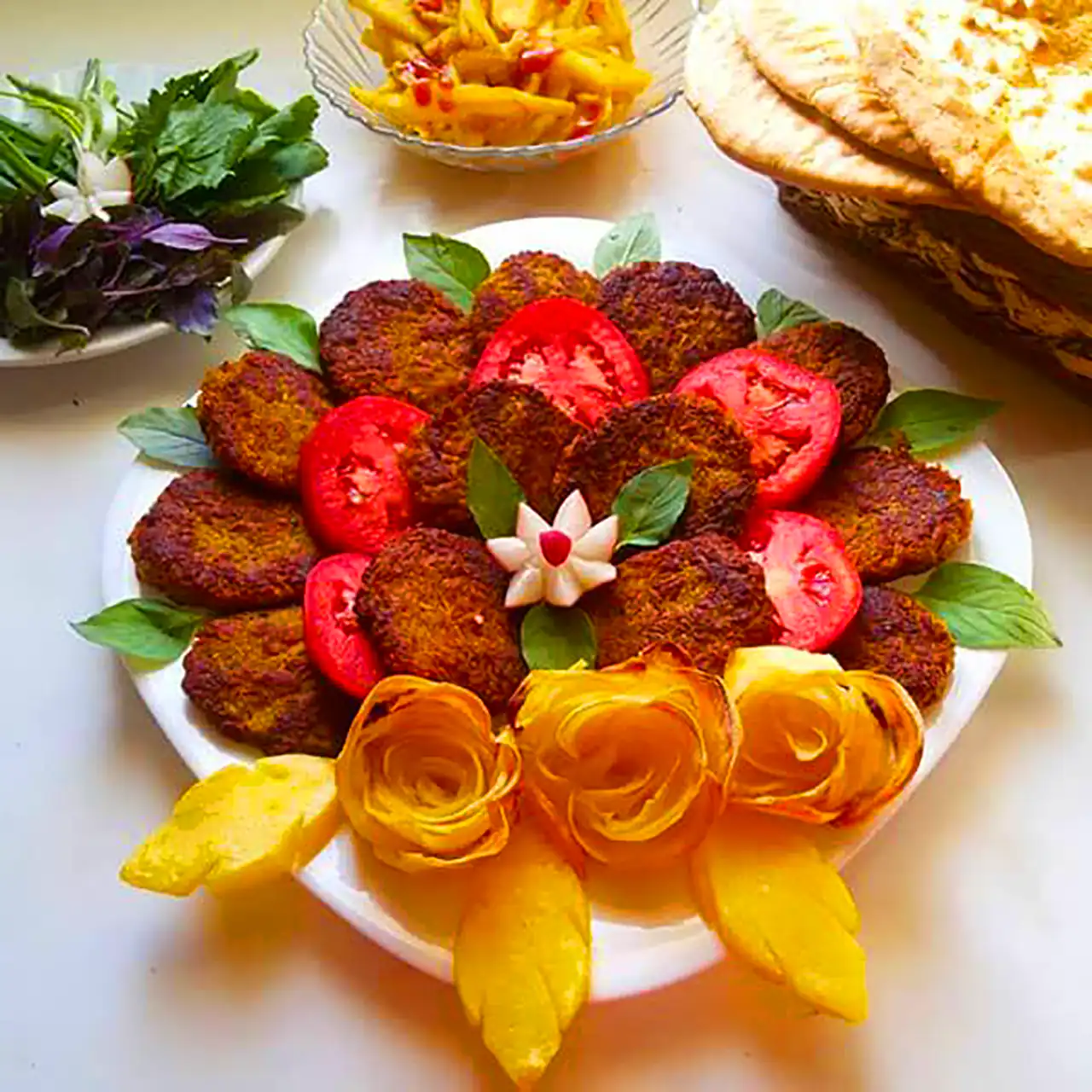 تزیین شامی کباب خونگی
