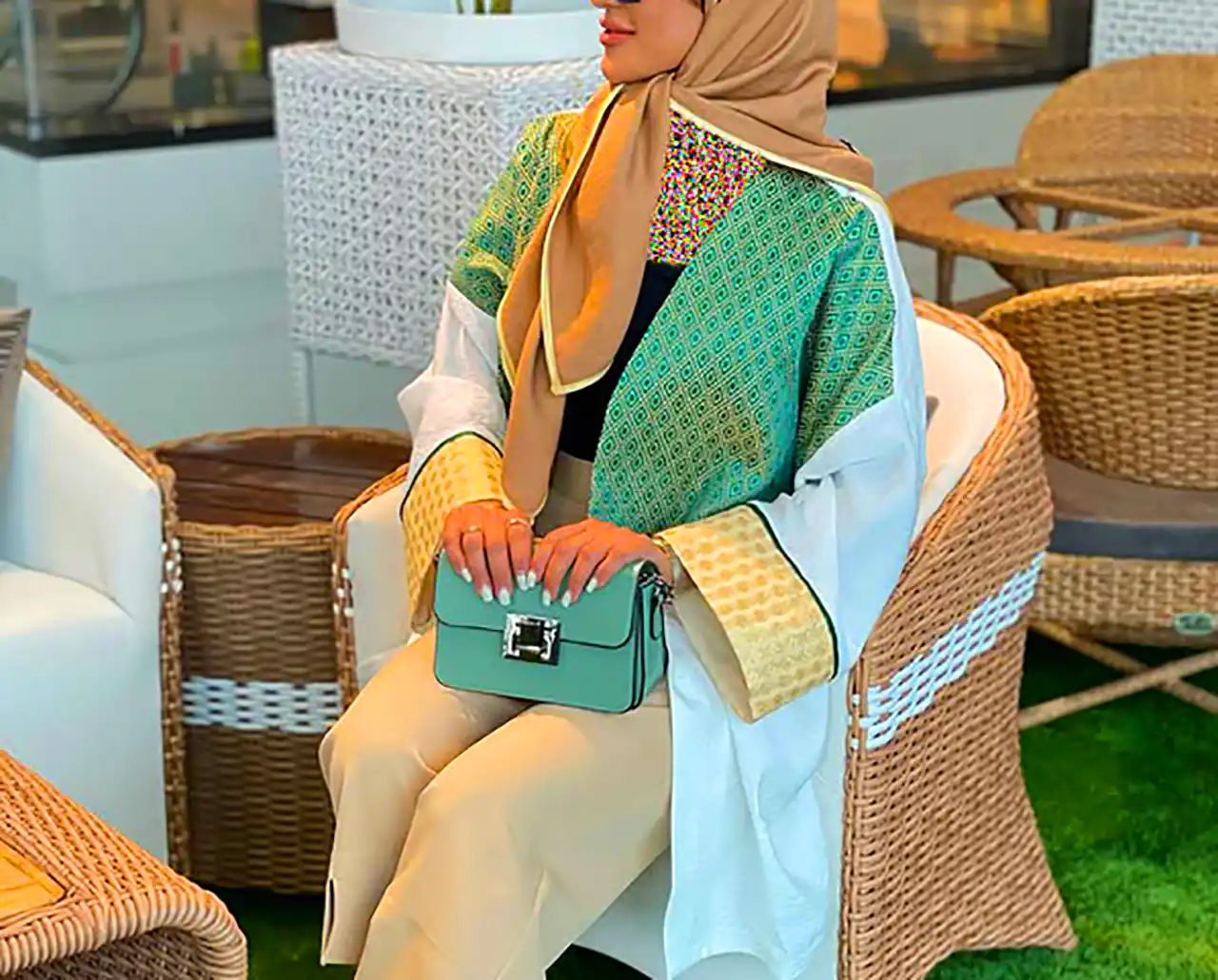 تیپ زنانه ترندی جدید