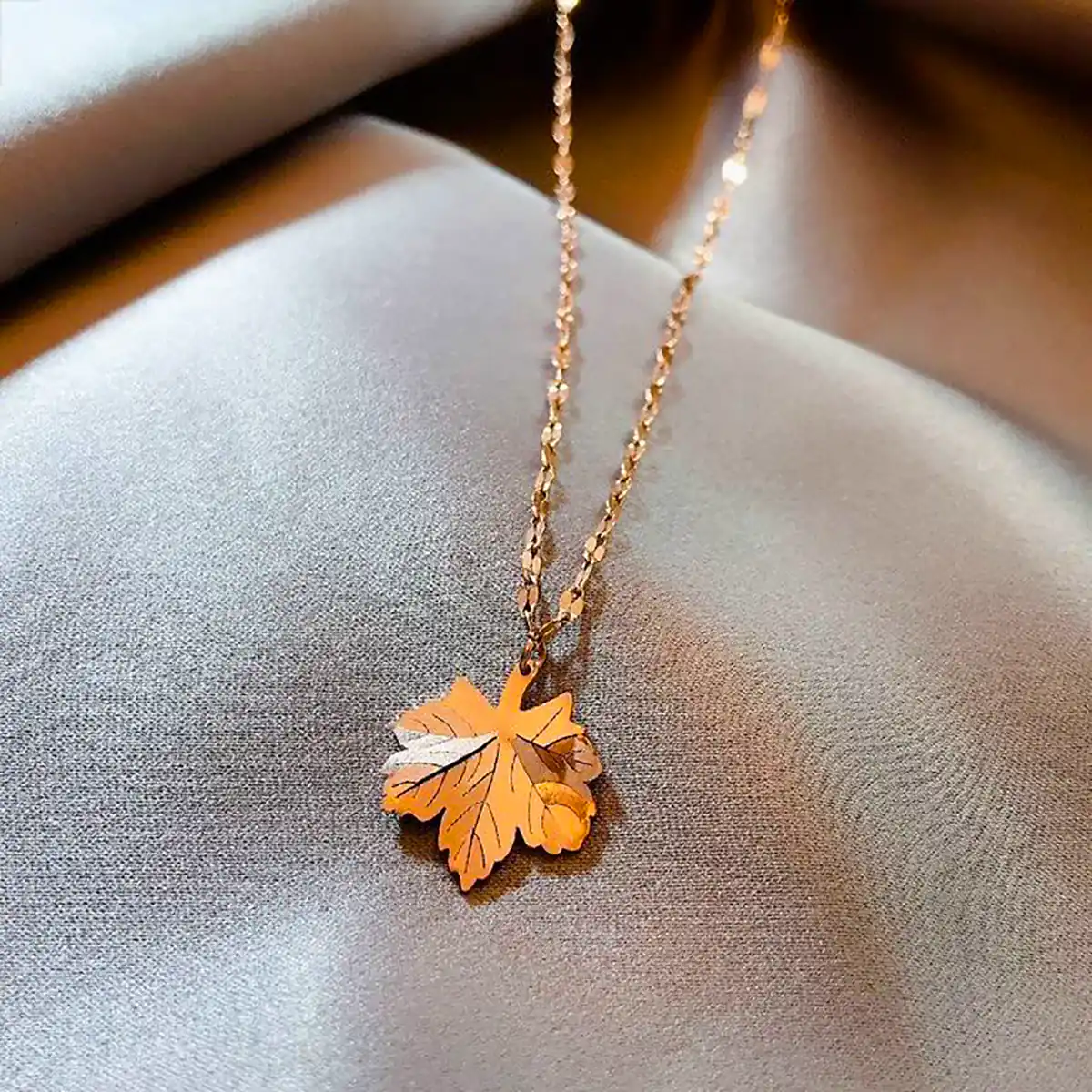 تو گردنی زیبا و ترند