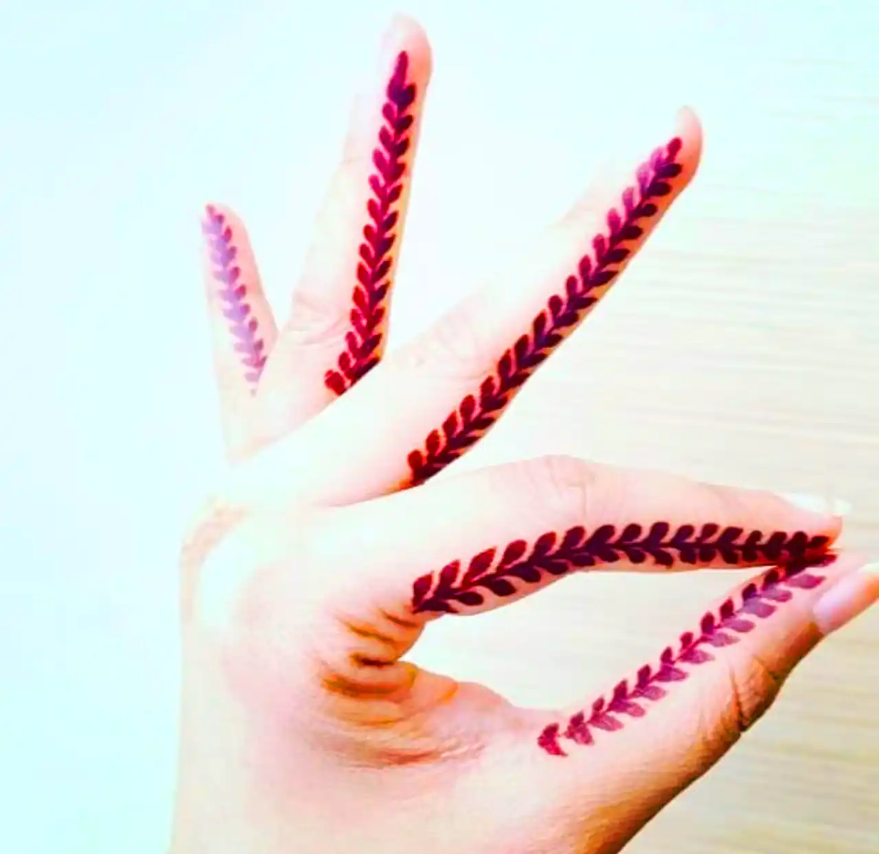 طرح حنا روی دست