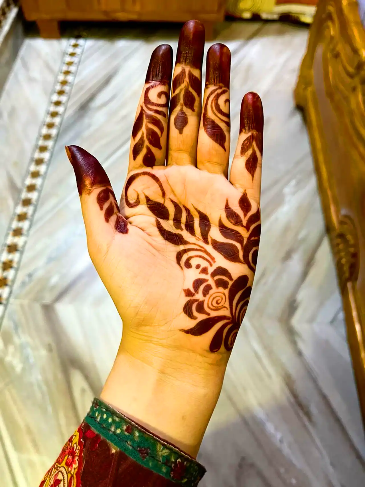 طرح حنا روی دست