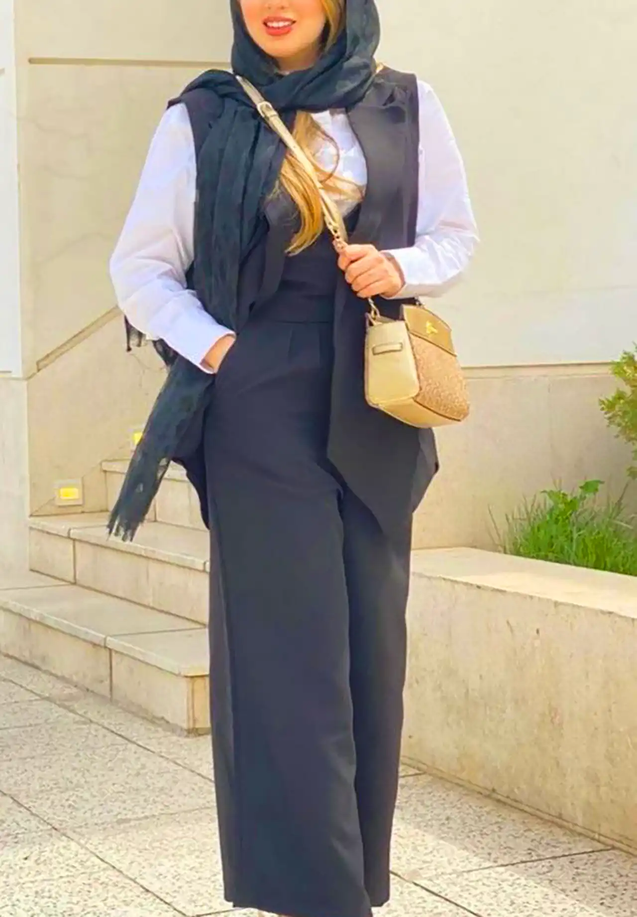 وست شلوار شیک زنانه