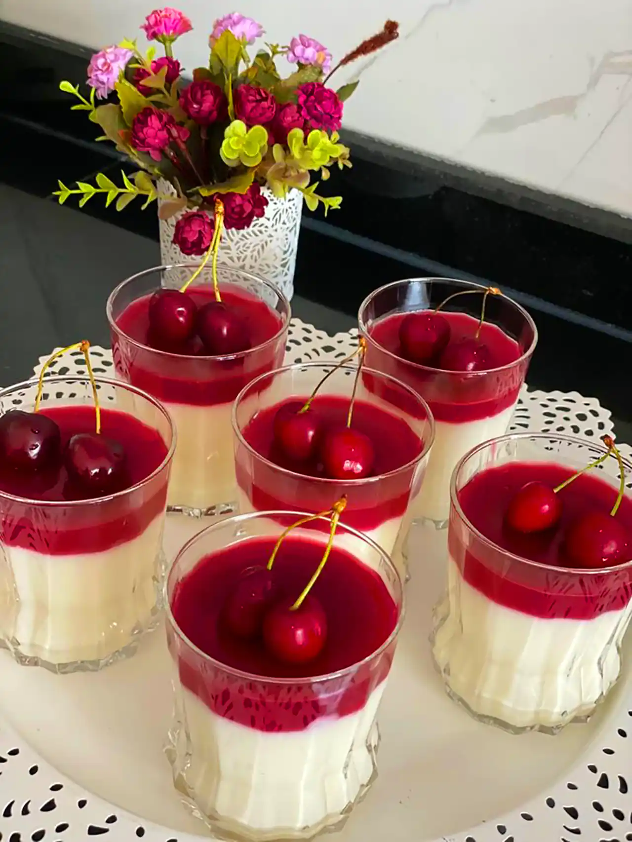 ژله و دسر برای یلدا
