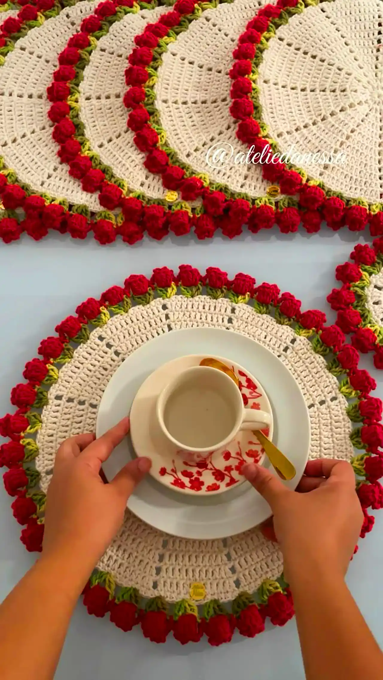 زیربشقابی قلاب بافی شیک