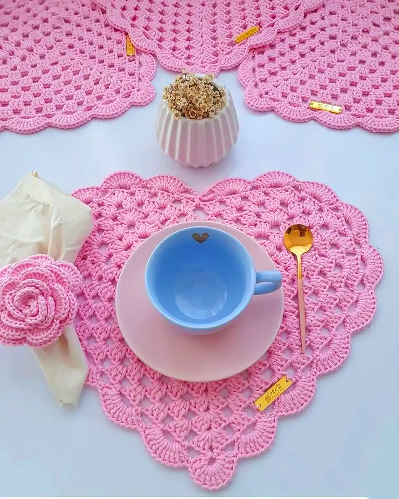 زیربشقابی قلاب بافی شیک