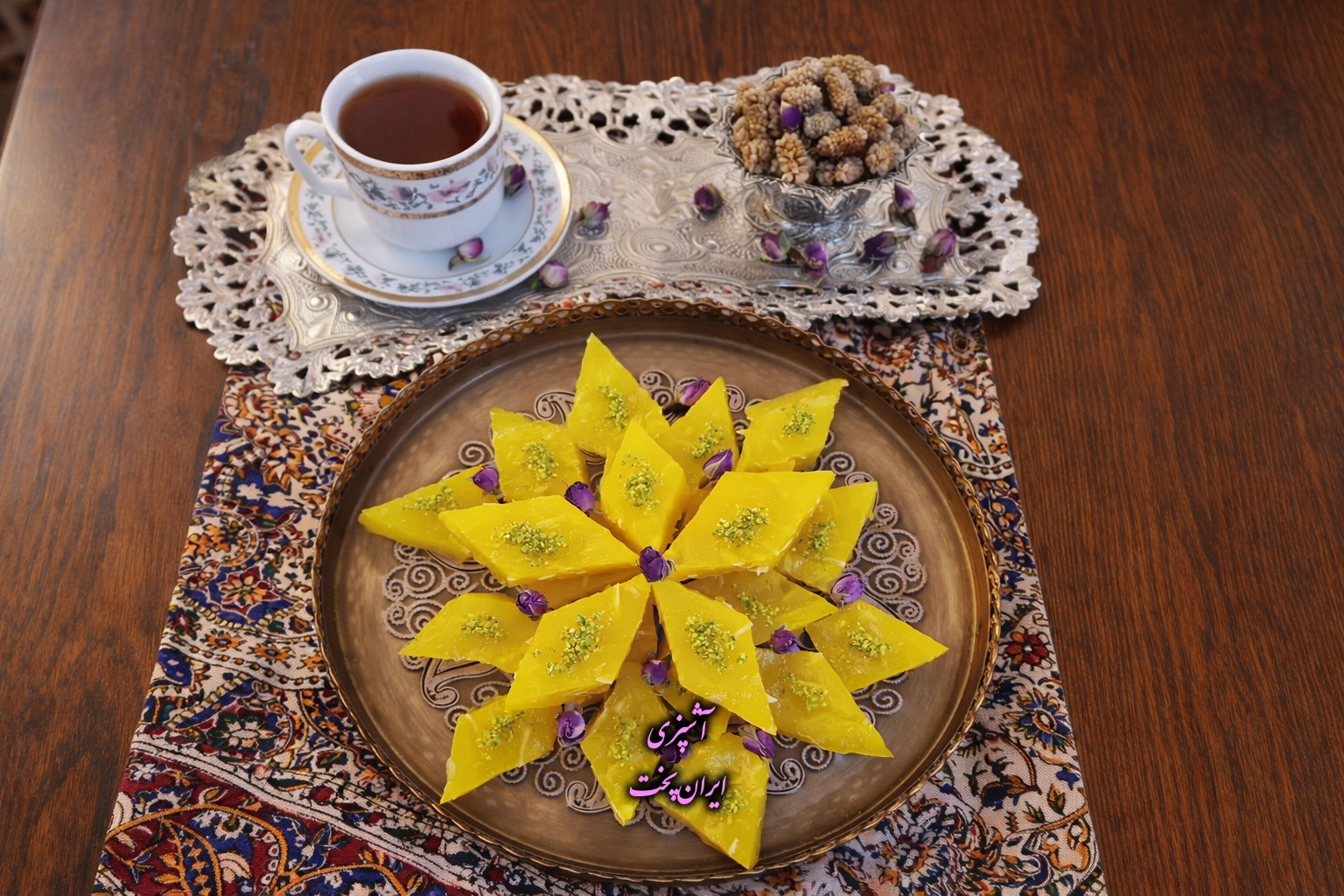 طرز تهیه مسقطی ساده با نشاسته